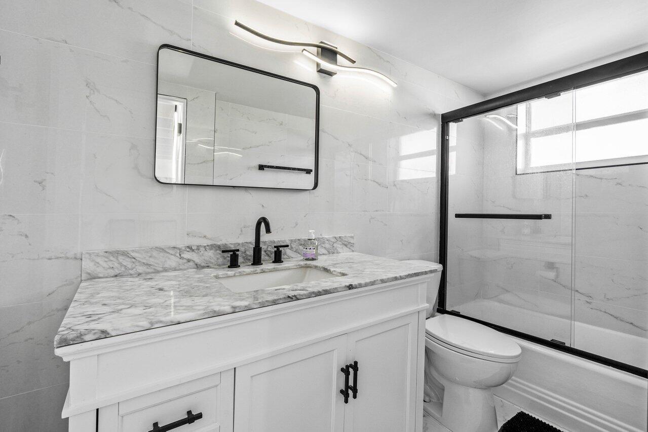 IMPERIAL HOUSE INC - Residential