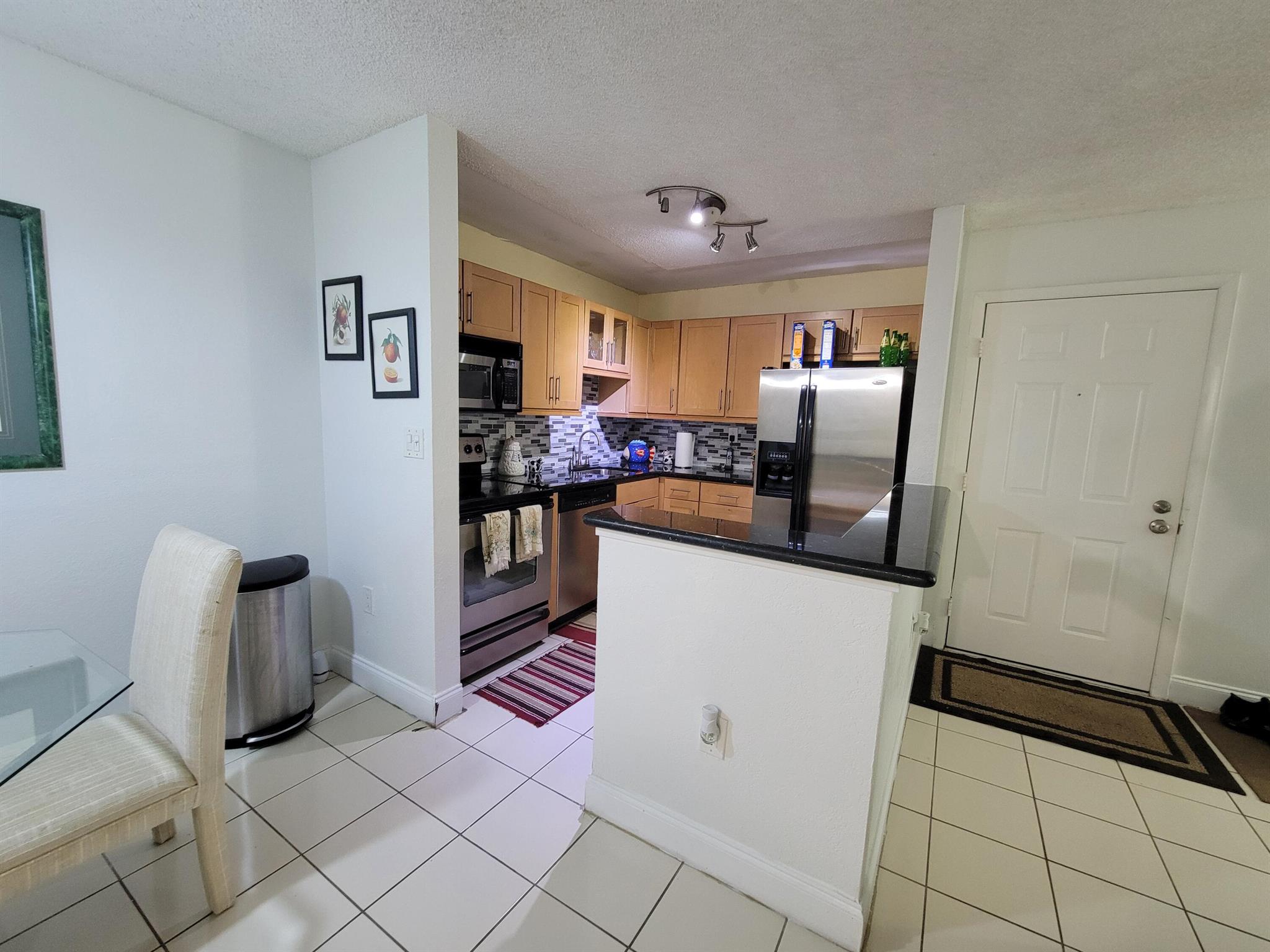 905 NE 199th Street 105