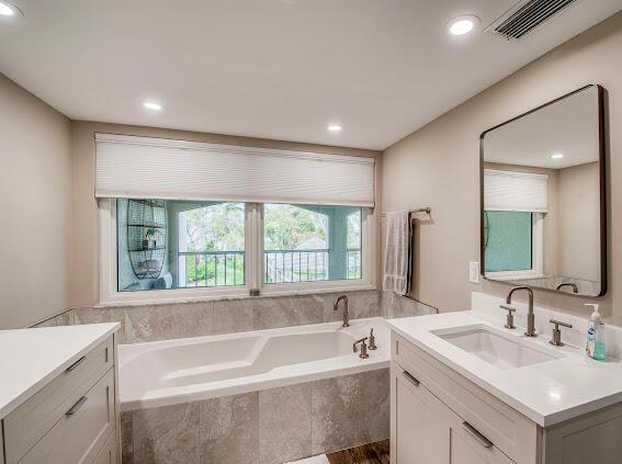 Jupiter Harbour - Residential