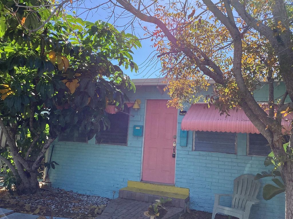 Photo of 225 S L Street #1, Lake Worth Beach, FL 33460 (MLS # R11054685)