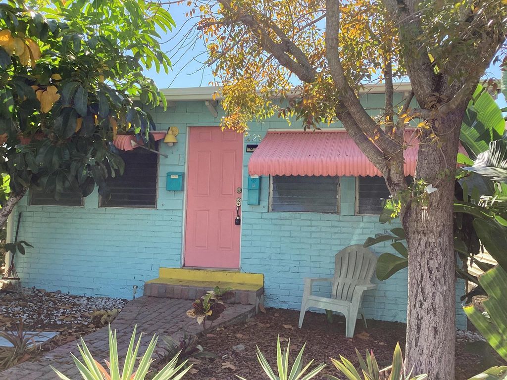 Photo of 225 S L Street #1, Lake Worth Beach, FL 33460 (MLS # R11054685)