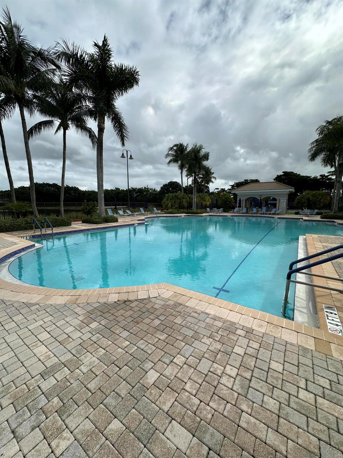 VIZCAYA 3 - Residential