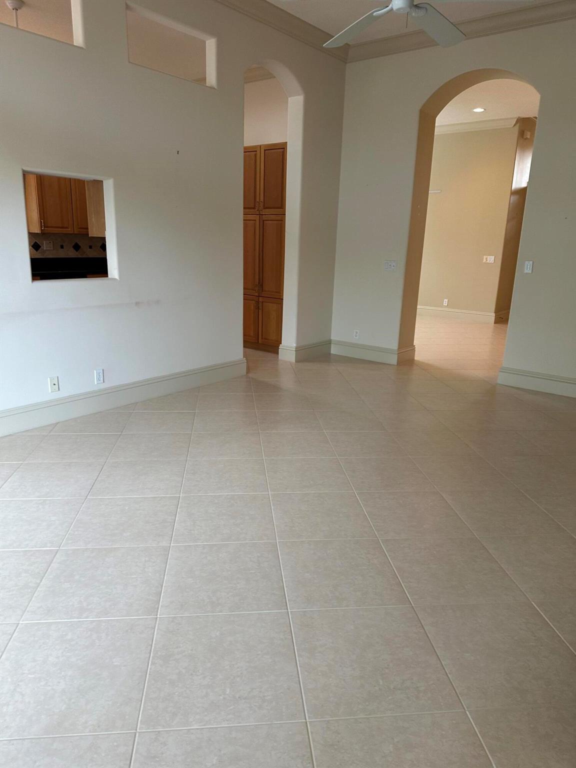 7252 Demedici Circle