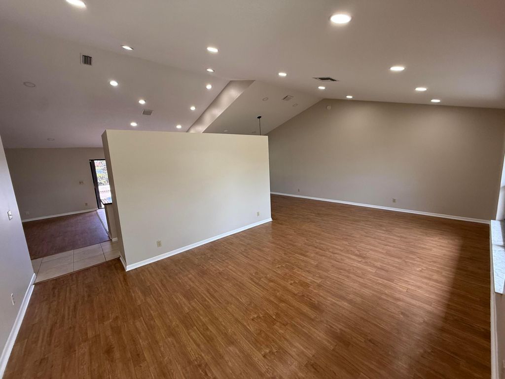 Photo of 9215 Sun Pointe Drive, Boynton Beach, FL 33437 (MLS # B26022120)