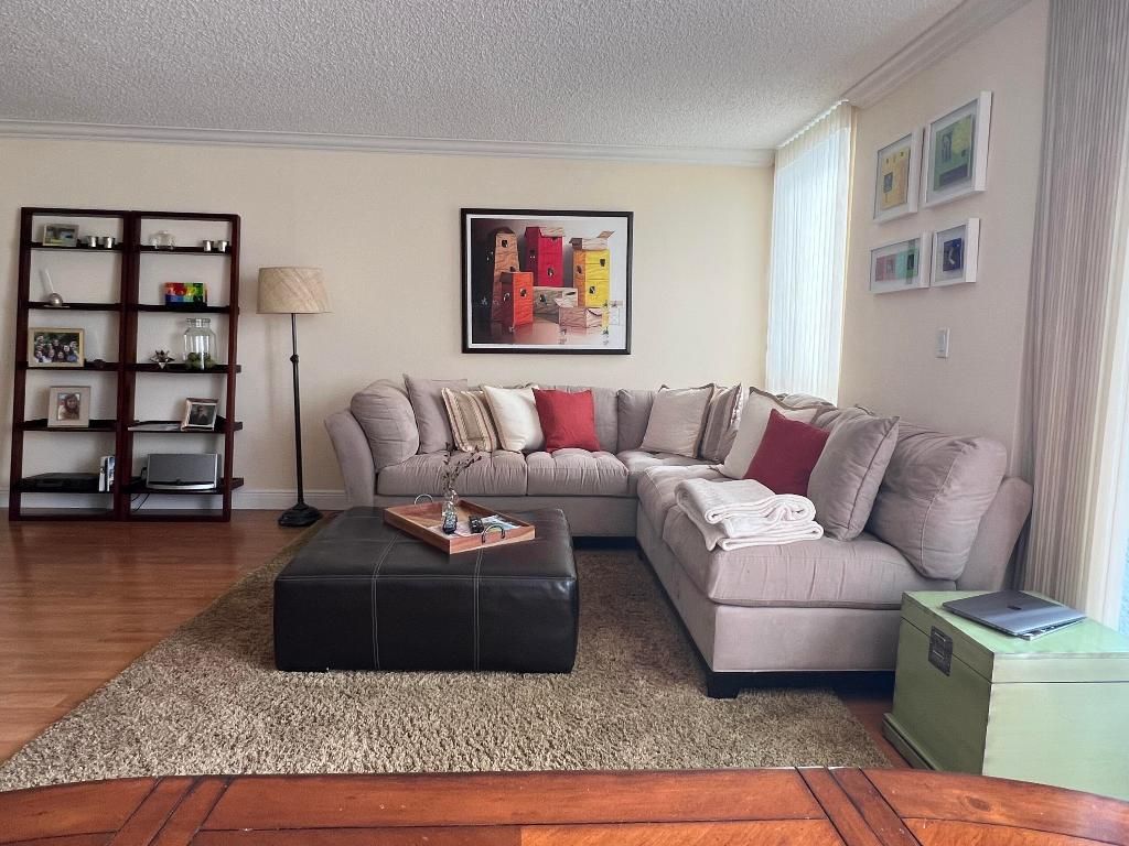 Photo of 2104 Bridgewood Drive #2104, Boca Raton, FL 33434 (MLS # R11093977)