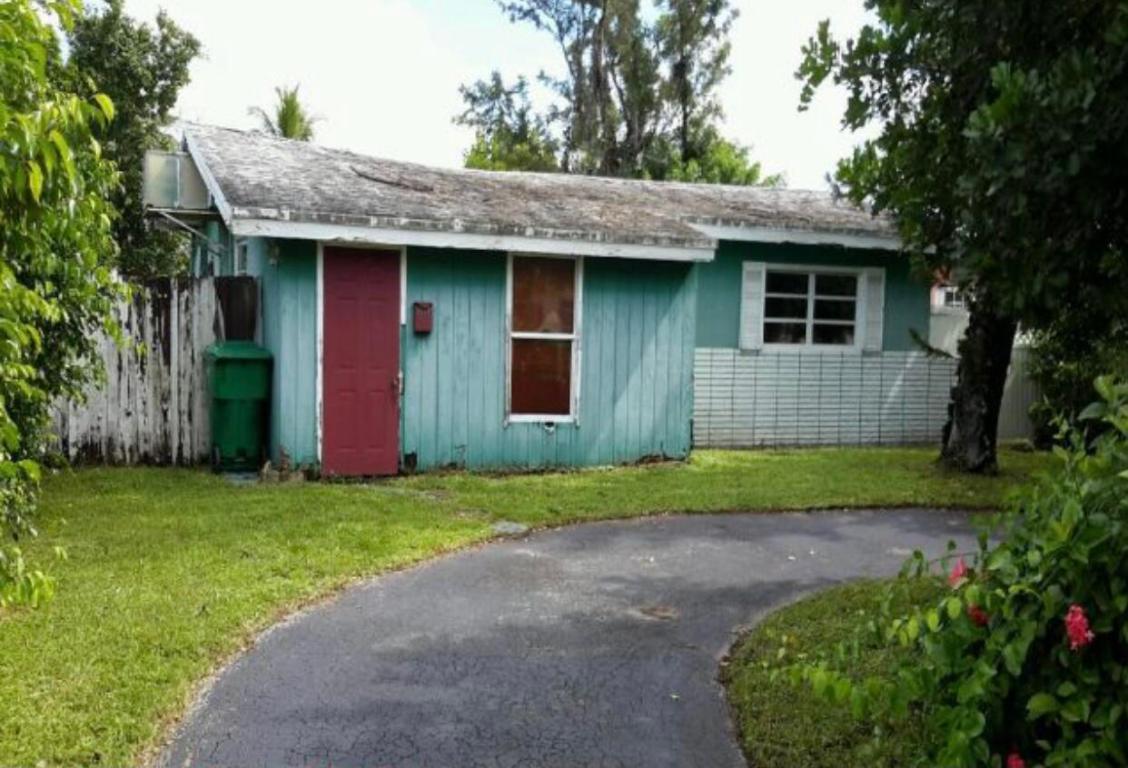 MIRRAMAR SEC 13 52-11 B LOT 35 BLK - Residential