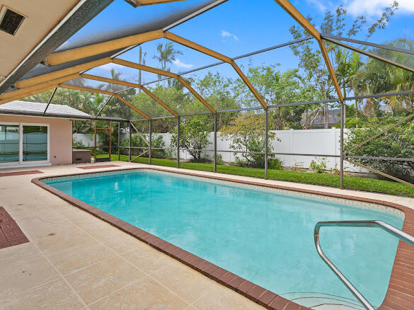 CORAL HEIGHTS SEC ONE - Residential