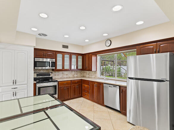 CORAL HEIGHTS SEC ONE - Residential