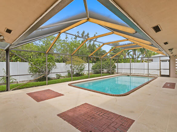 CORAL HEIGHTS SEC ONE - Residential