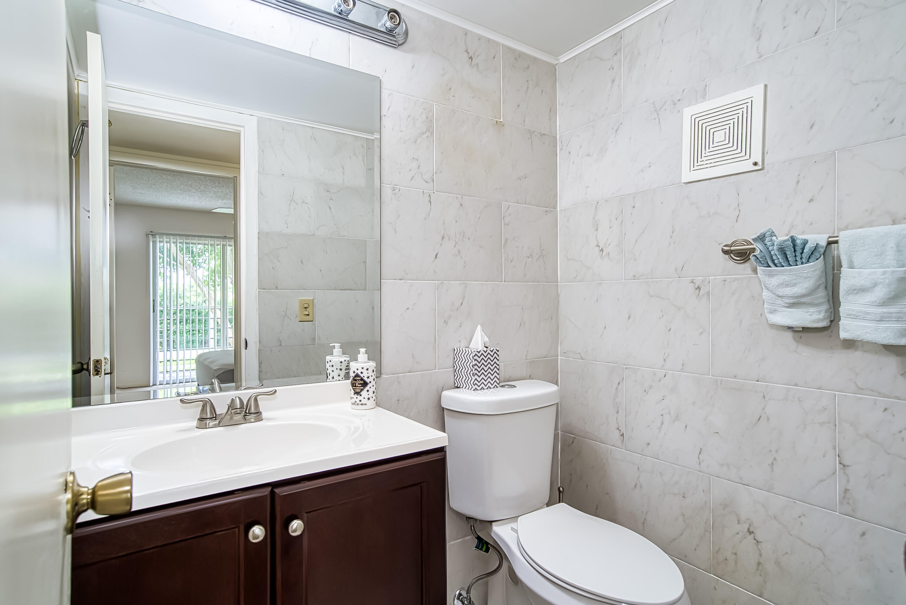 MANSFIELD AT CENTURY VILL - Residential