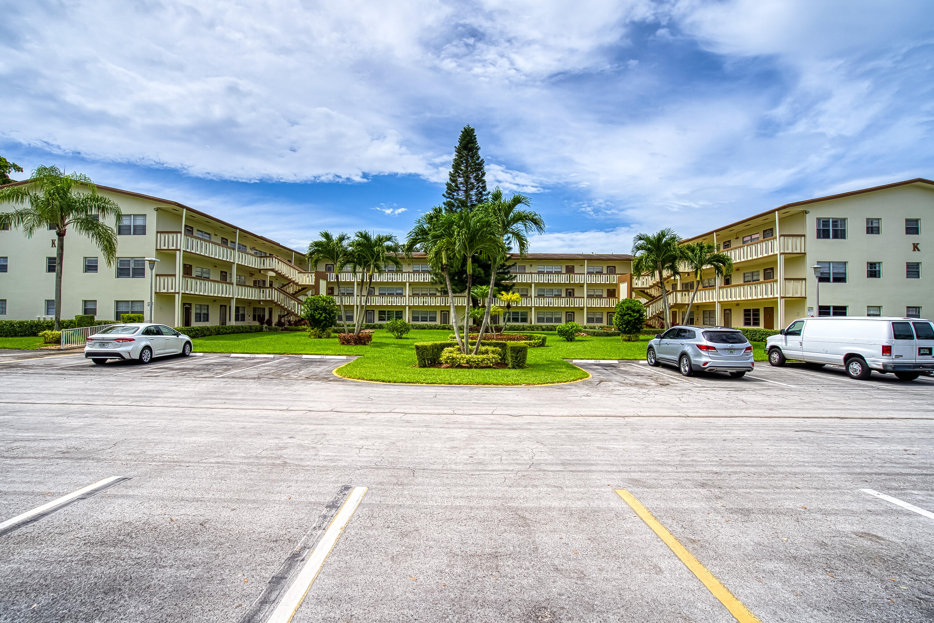 MANSFIELD AT CENTURY VILL - Residential