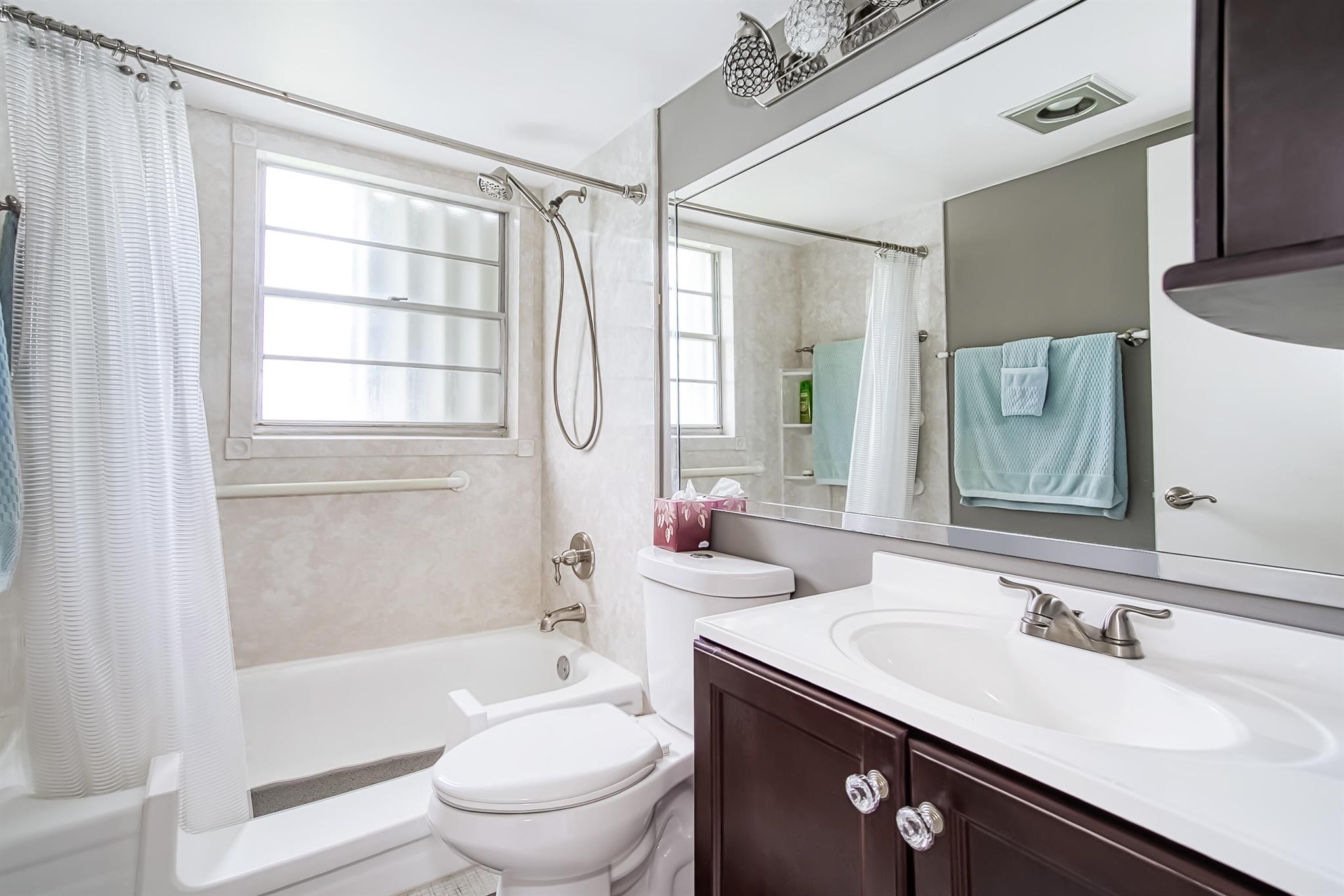 MANSFIELD AT CENTURY VILLAGE CONDO - Residential