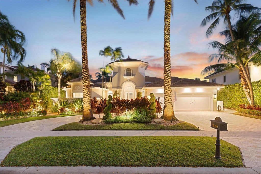 Photo of 10390 Kestrel Street, Plantation, FL 33324 (MLS # F10418204)