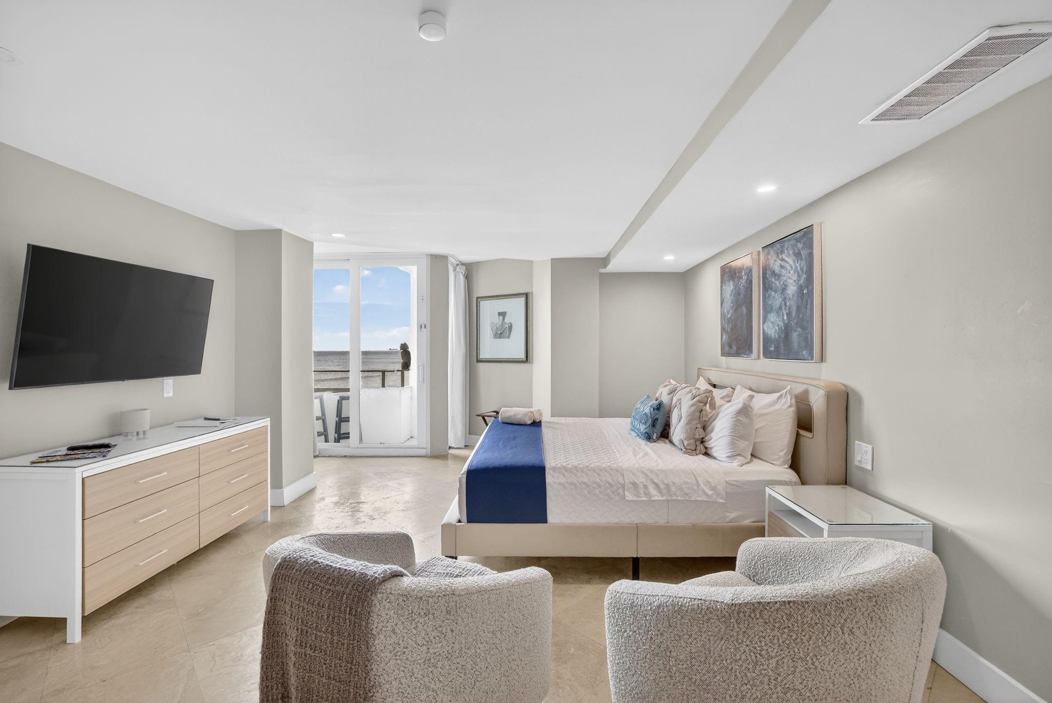 Ocean Manor - Residential