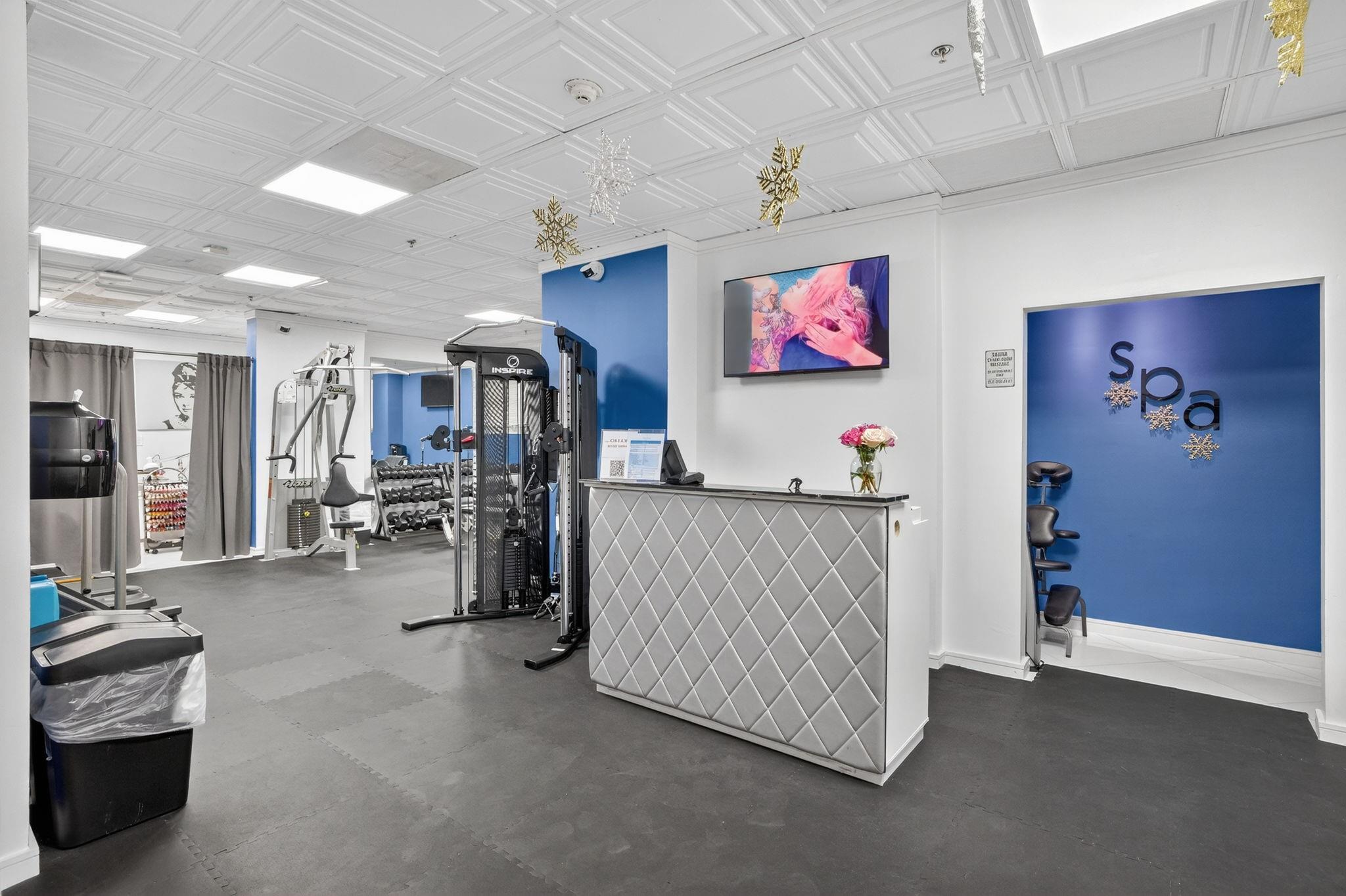 Ocean Manor - Residential