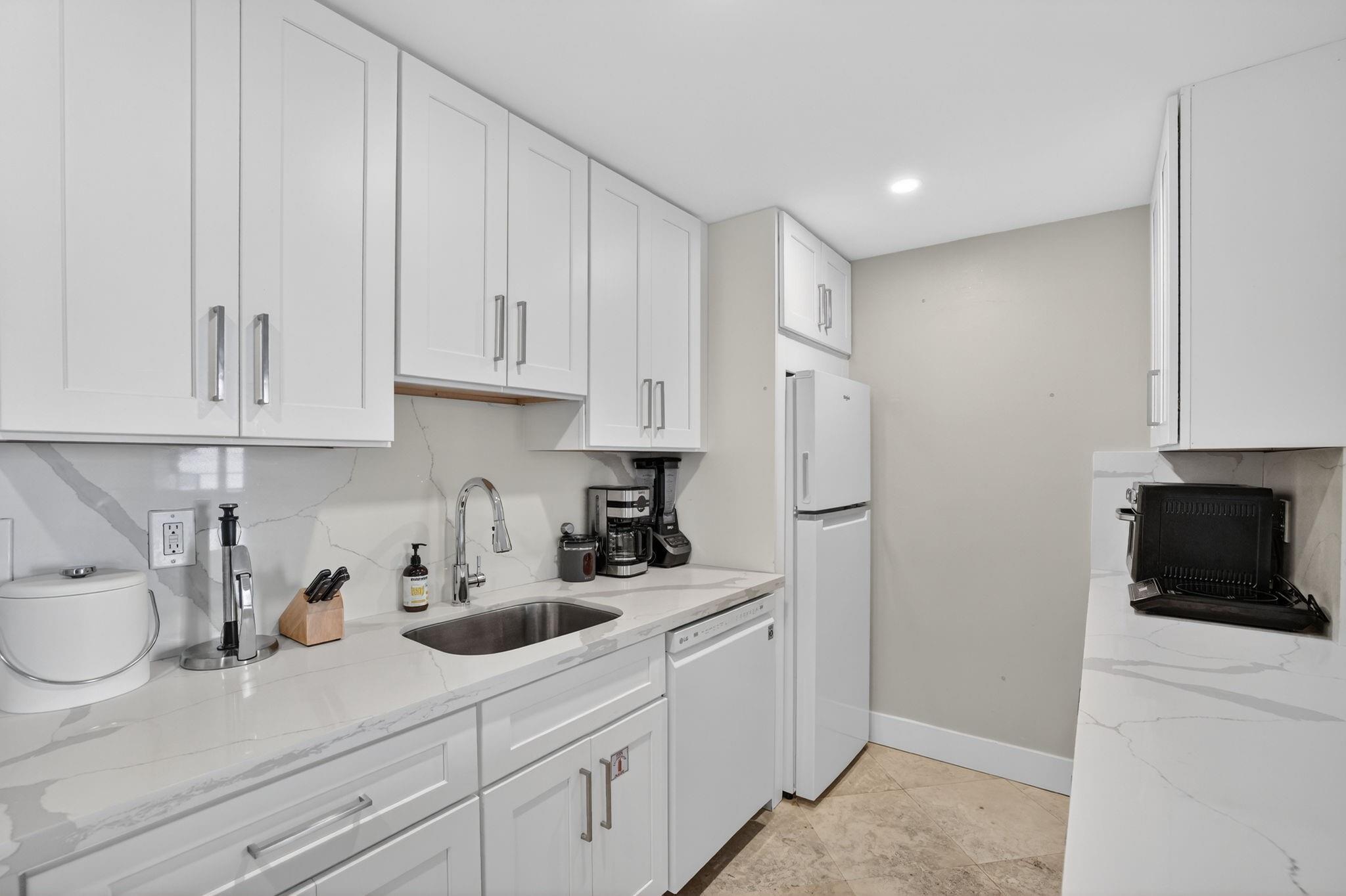 Ocean Manor - Residential