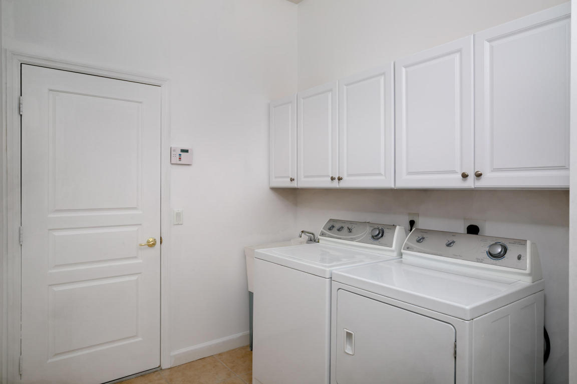 TRADITION PLAT NO 21 - Residential Lease