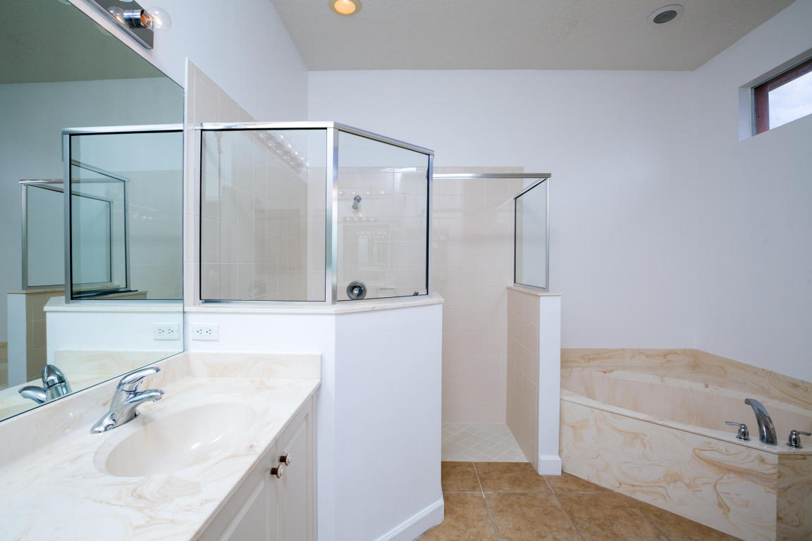 TRADITION PLAT NO 21 - Residential Lease