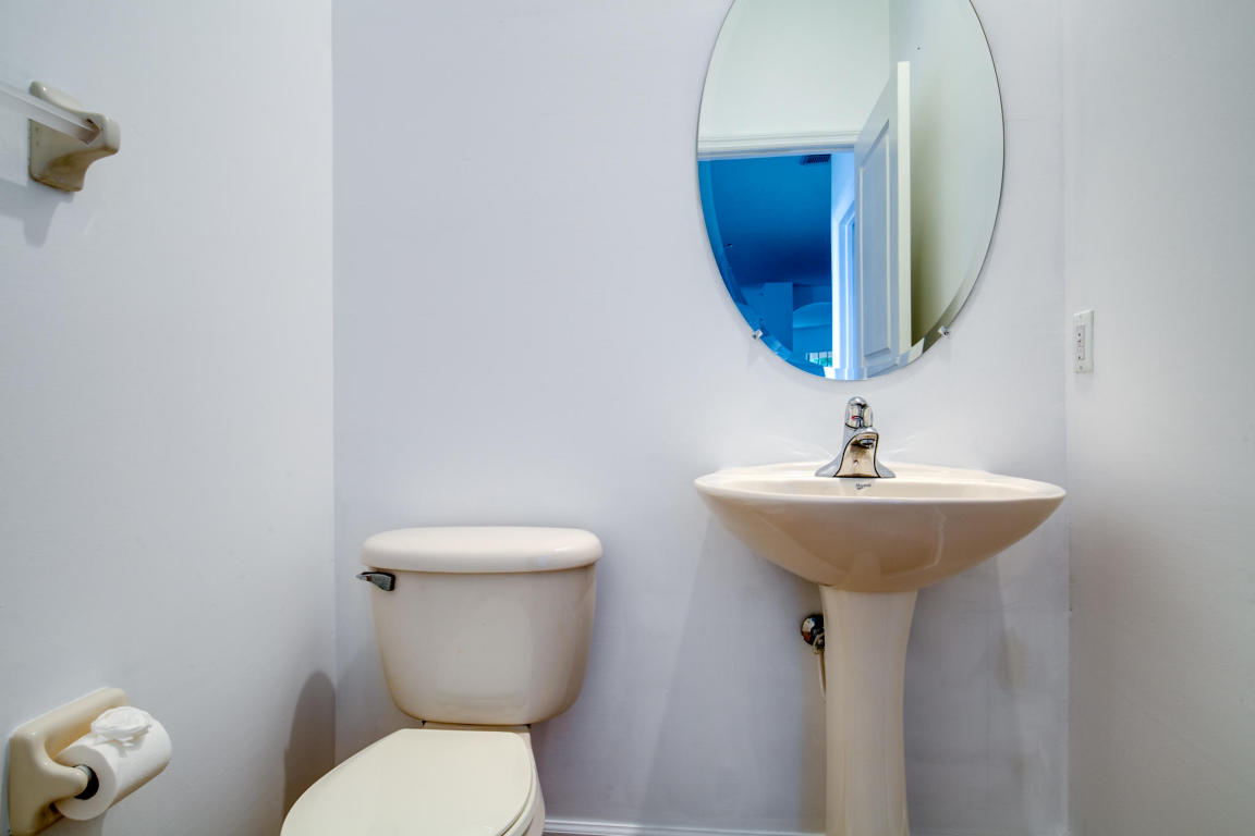 TRADITION PLAT NO 21 - Residential Lease