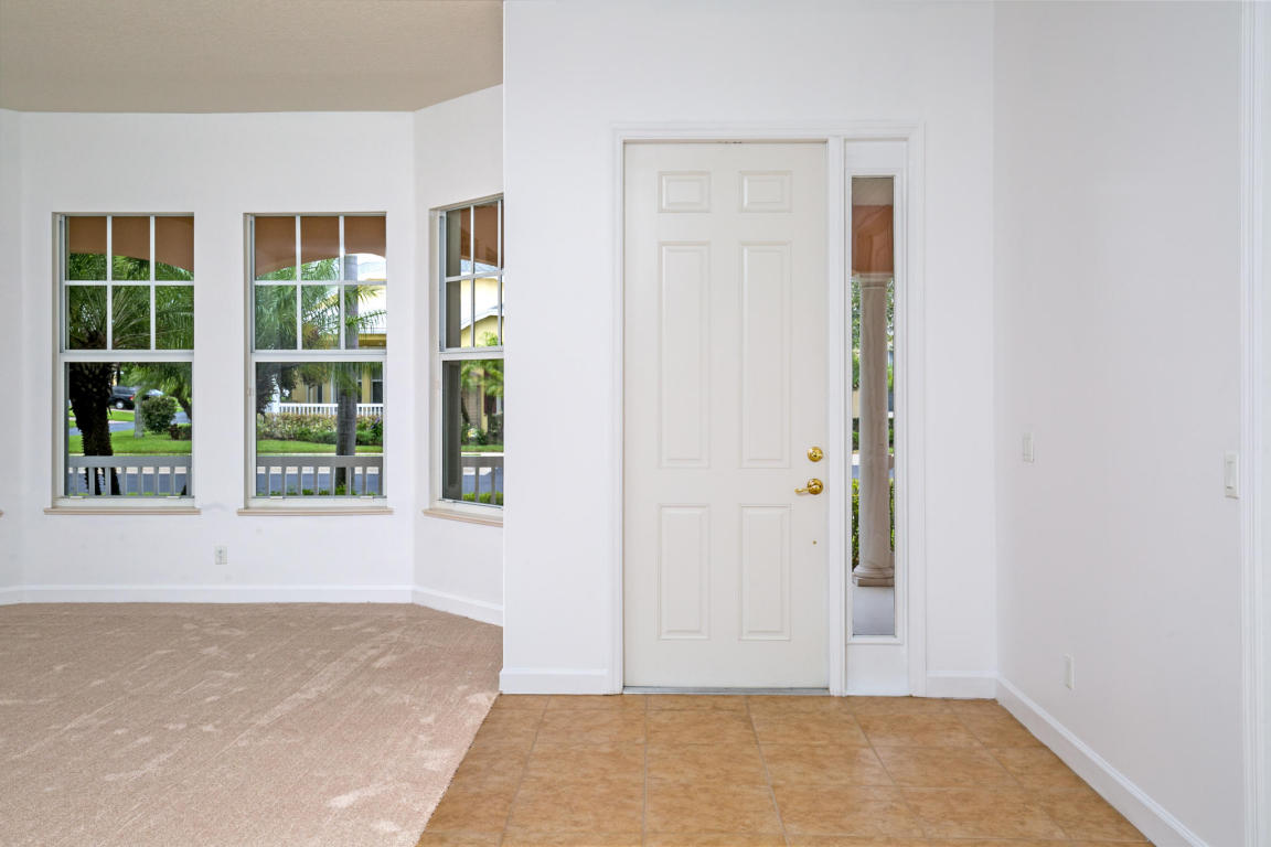 TRADITION PLAT NO 21 - Residential Lease