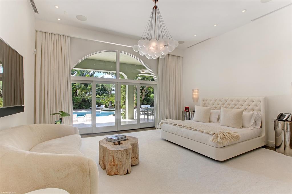 SADDLE TRAIL PARK OF WELLINGTON - Residential