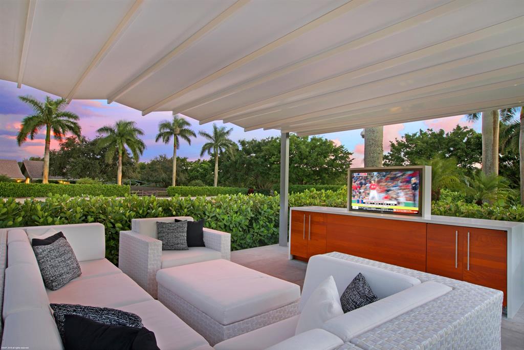 SADDLE TRAIL PARK OF WELLINGTON - Residential