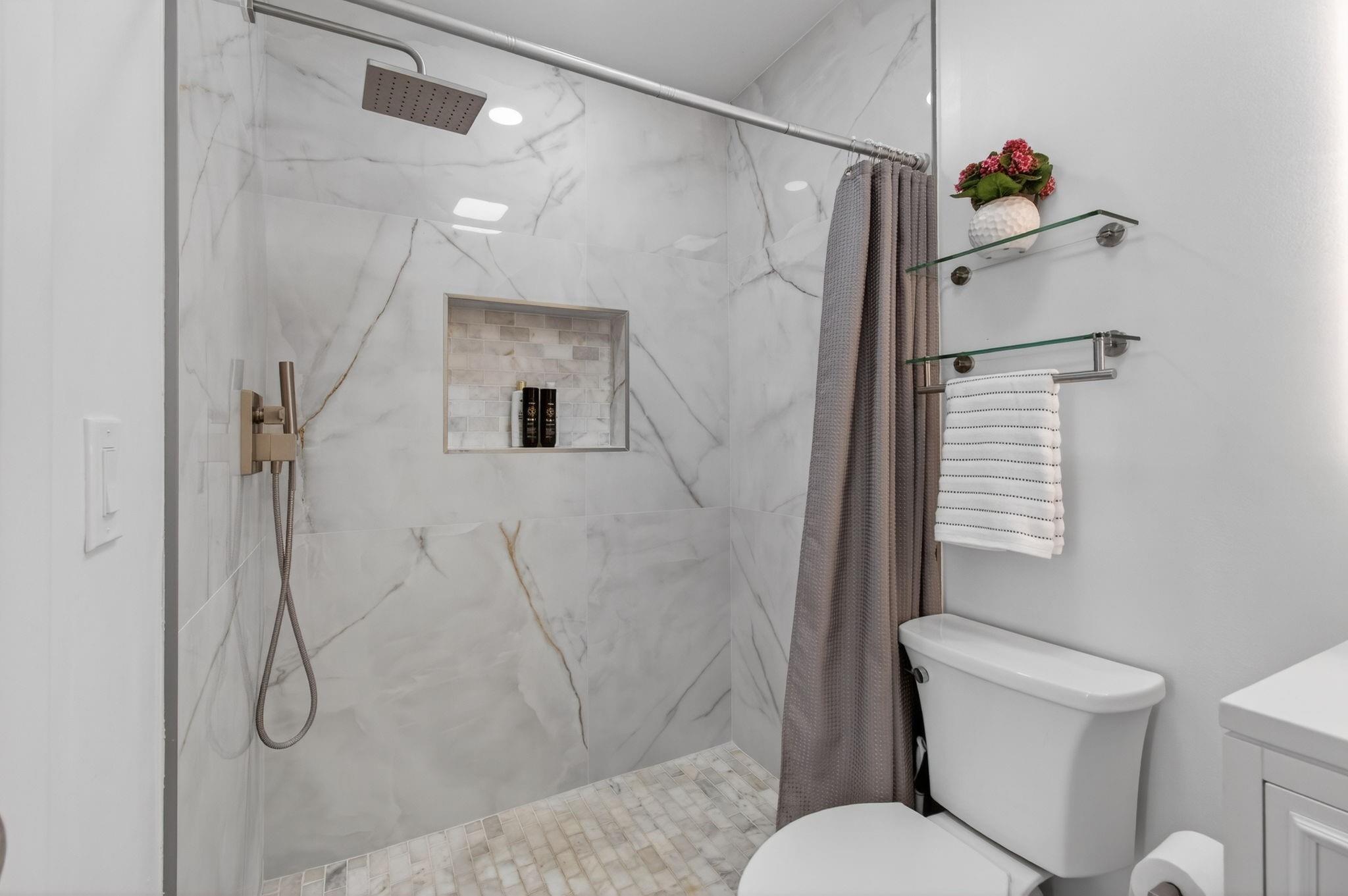 Santa Cruz - Residential