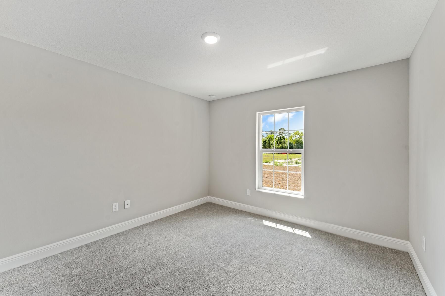 32-42-40~ TH PT OF ELY 21 - Residential
