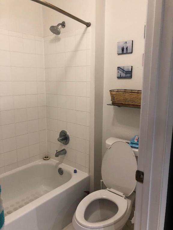 COURTYARDS AT DAVIE - Residential