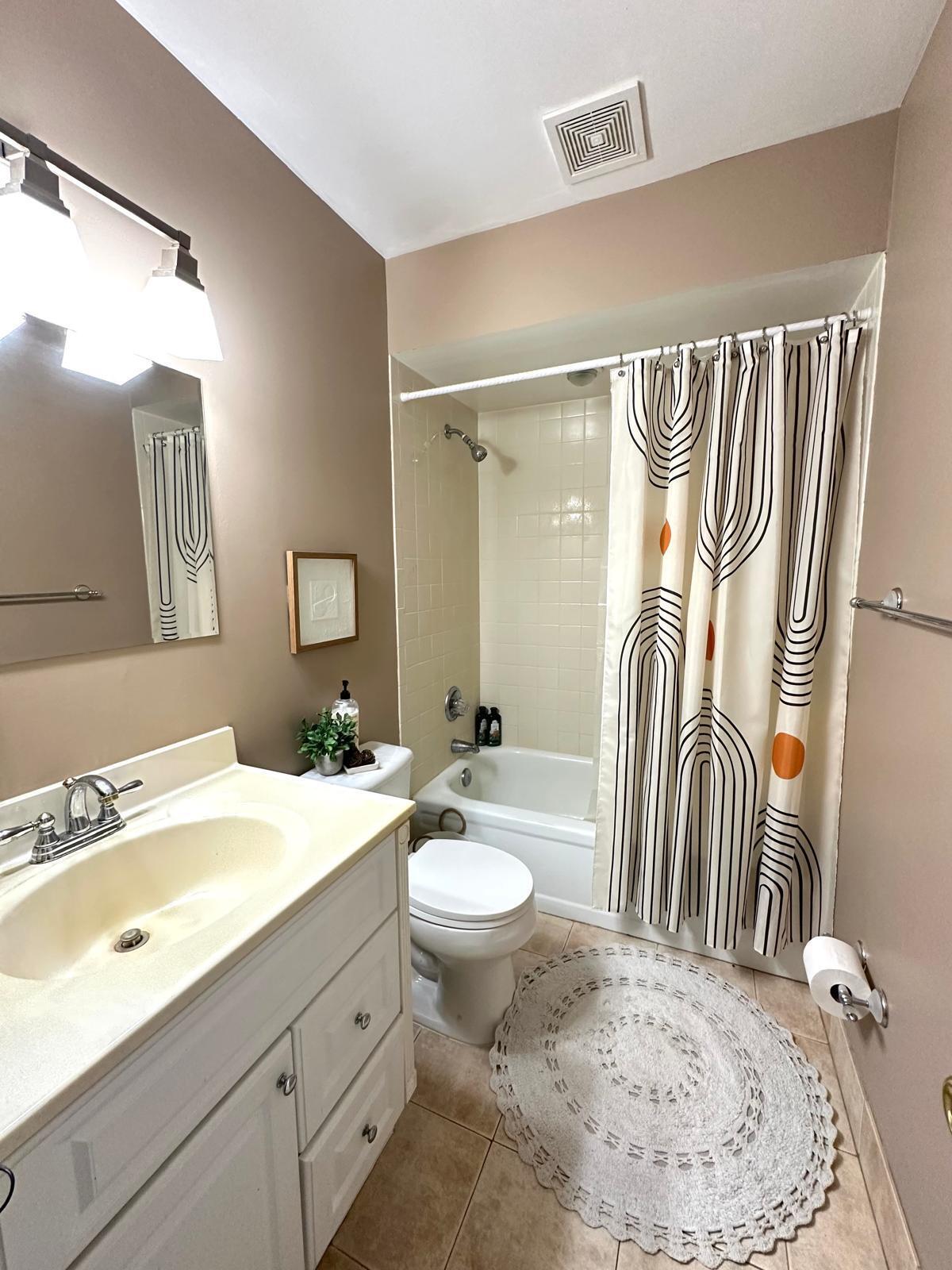 INDIAN RIVER LANDING - Residential Lease