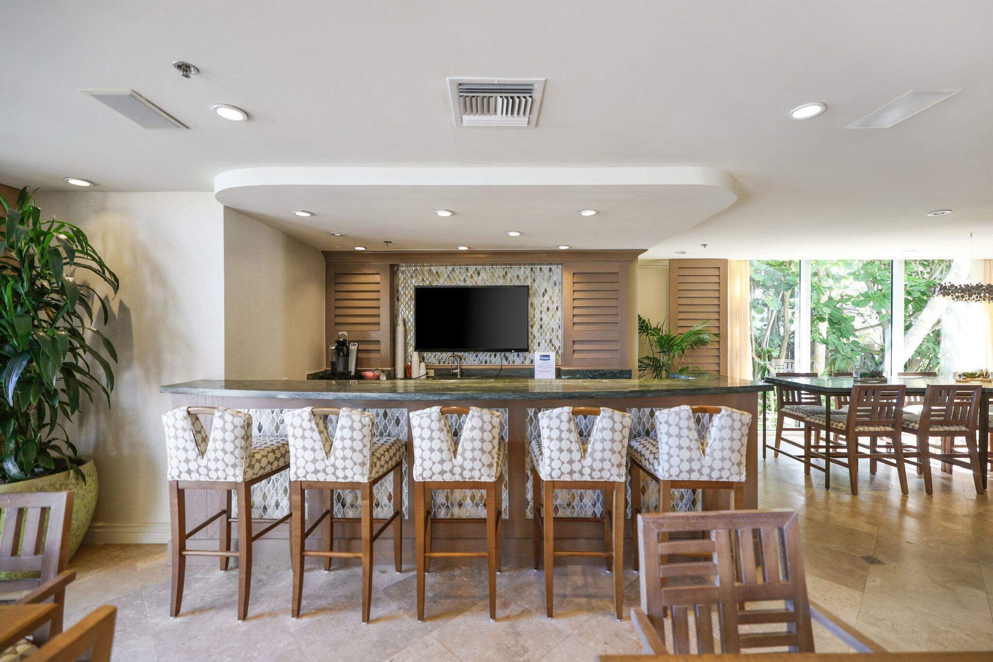 TOSCANA WEST CONDO - Residential