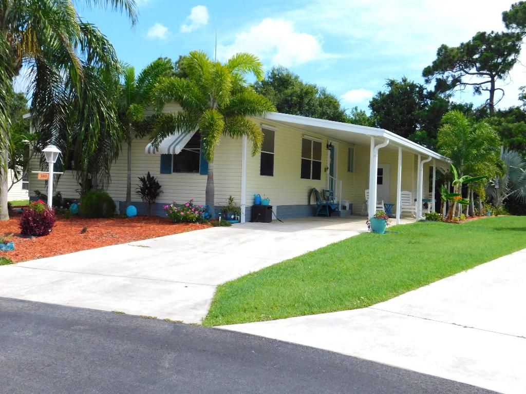 Photo of 380 Tropical Isles Circle #21, Fort Pierce, FL 34982 (MLS # R10899123)