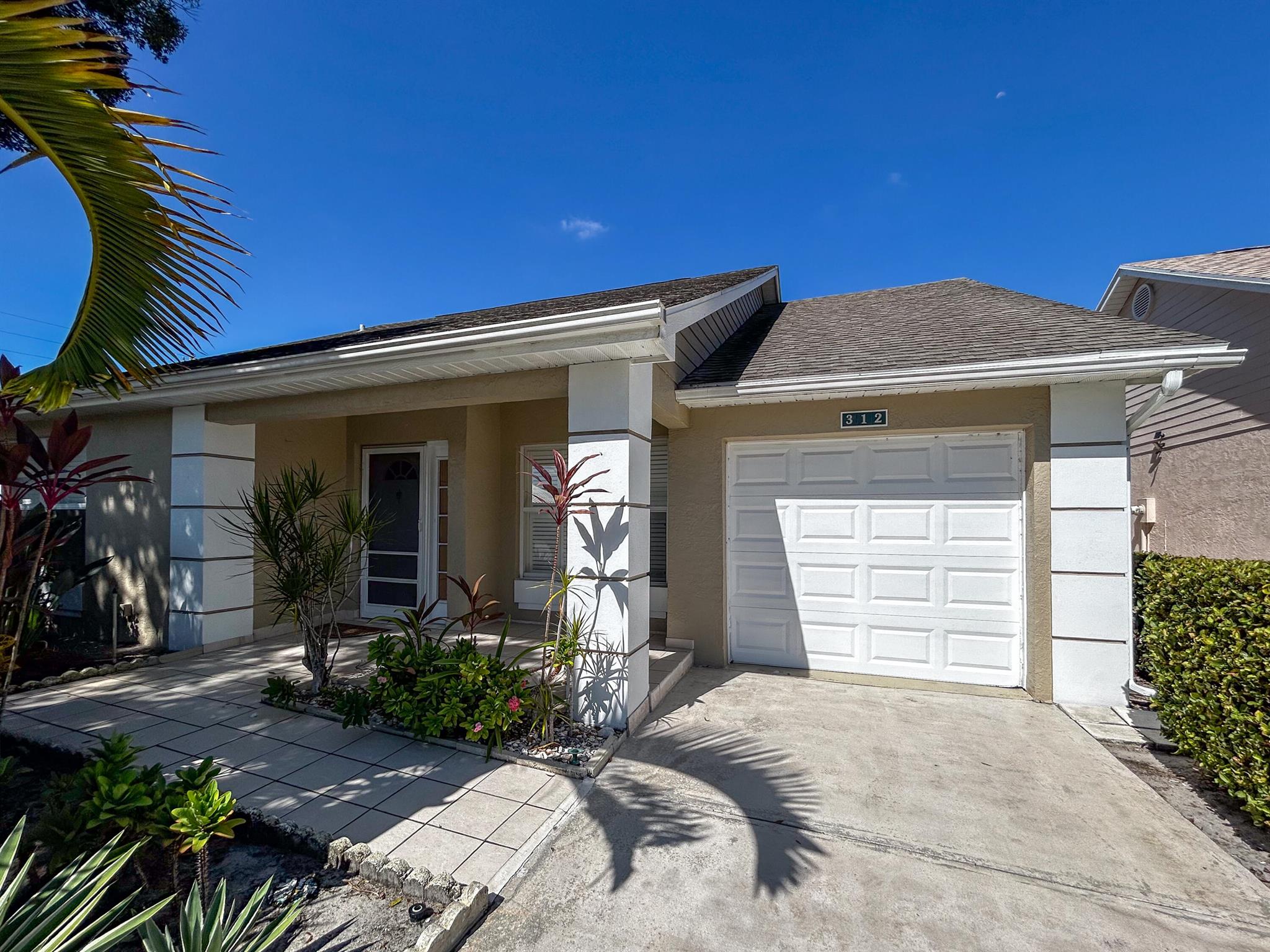 KINGS ISLE PHASE 1 - Residential