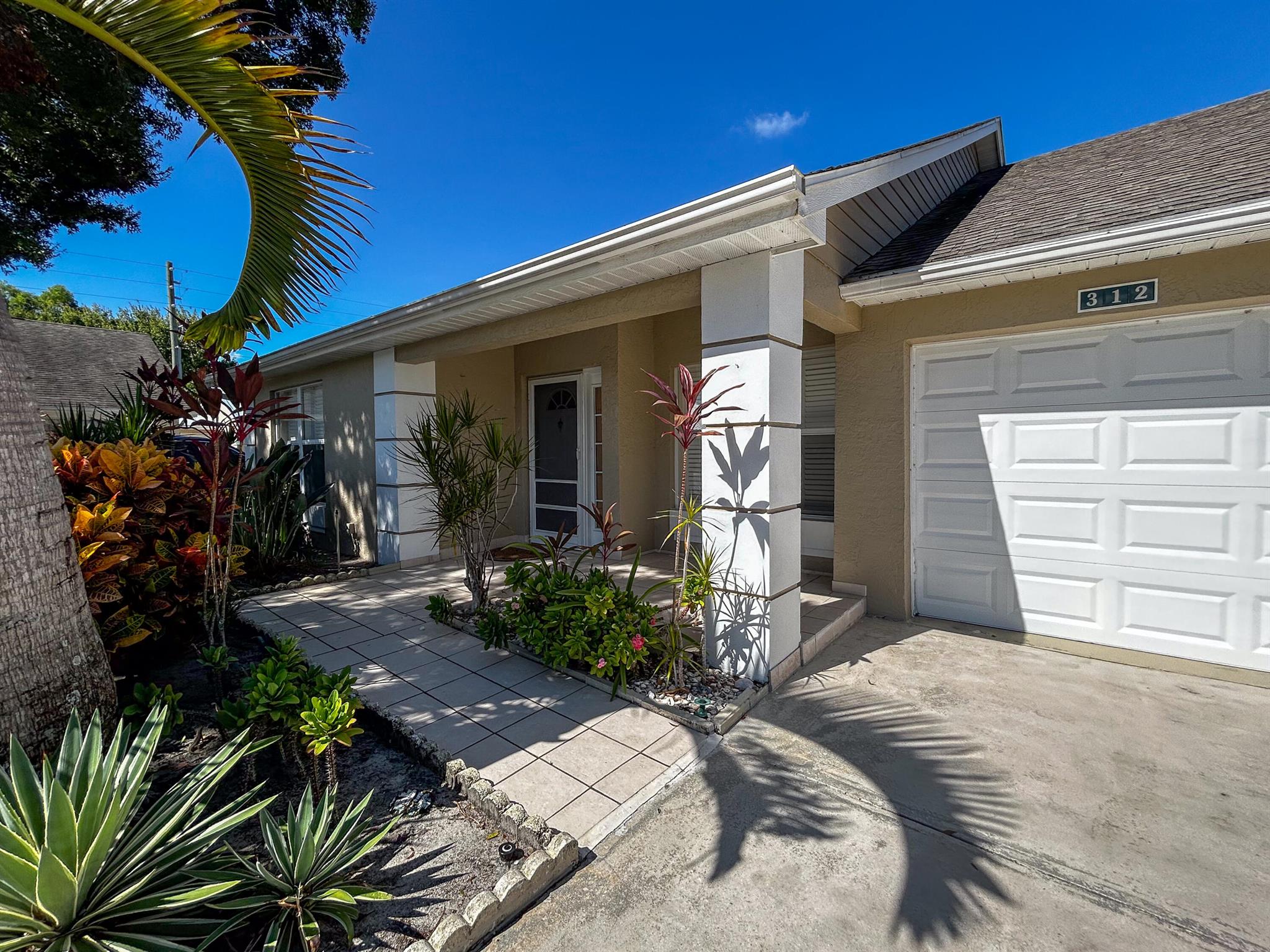 KINGS ISLE PHASE 1 - Residential