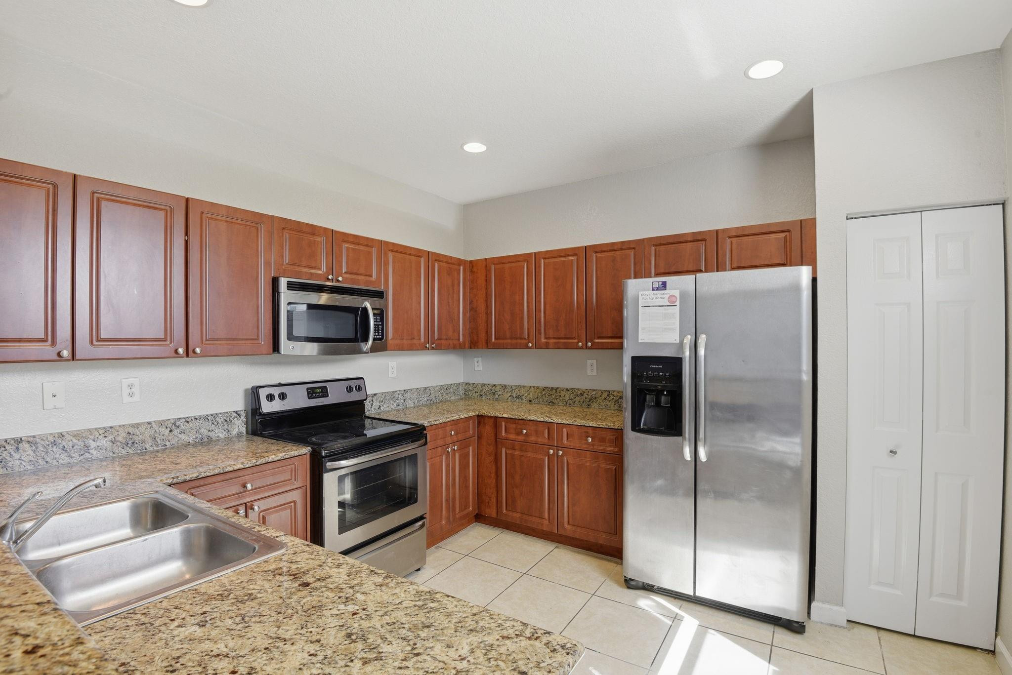 Baywinds Of Galapagos - Residential