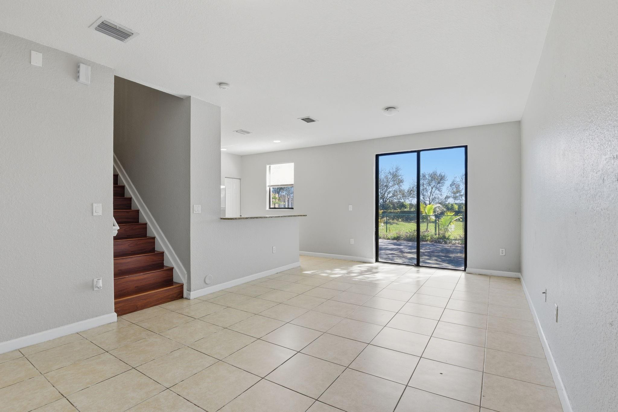 Baywinds Of Galapagos - Residential