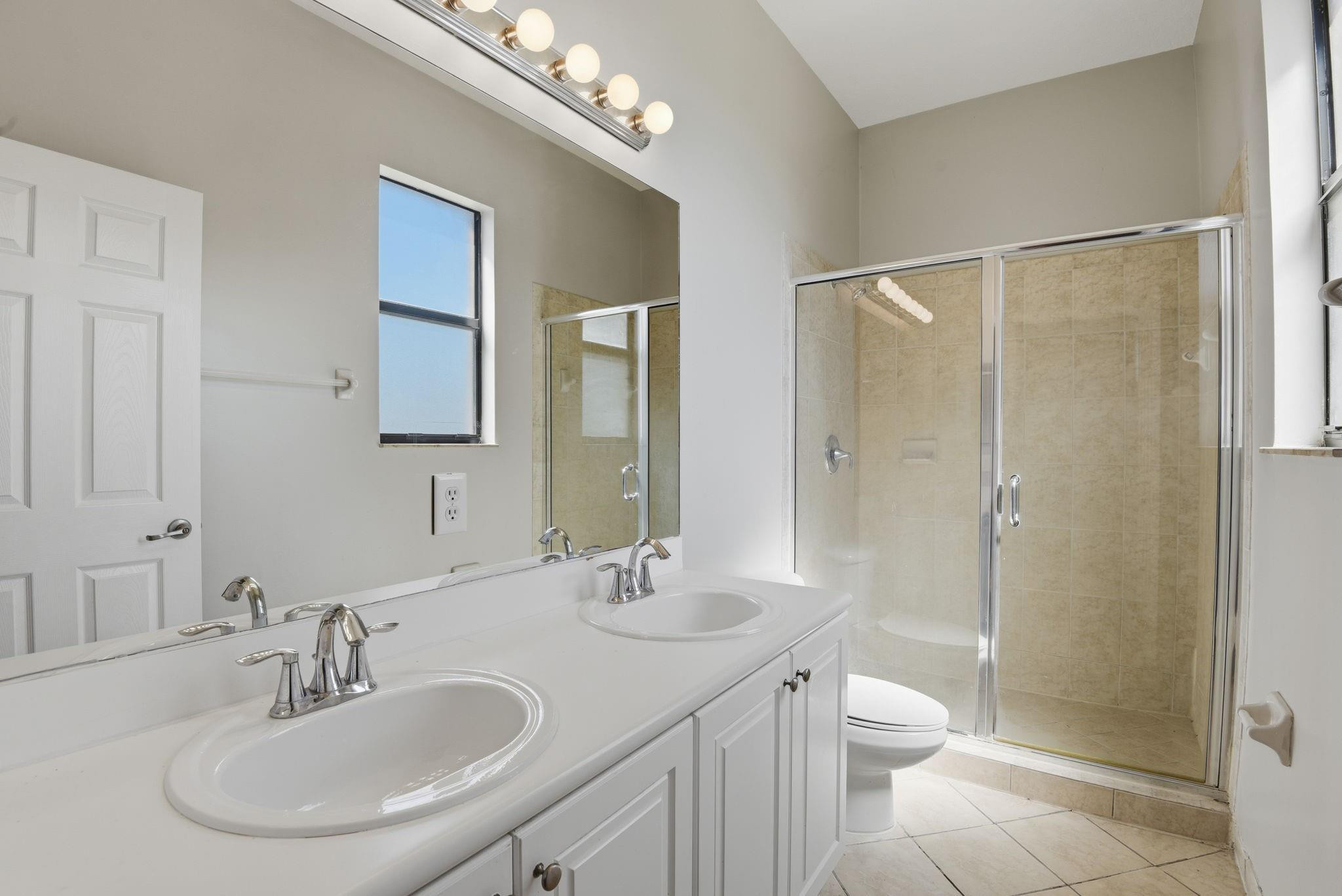 Baywinds Of Galapagos - Residential