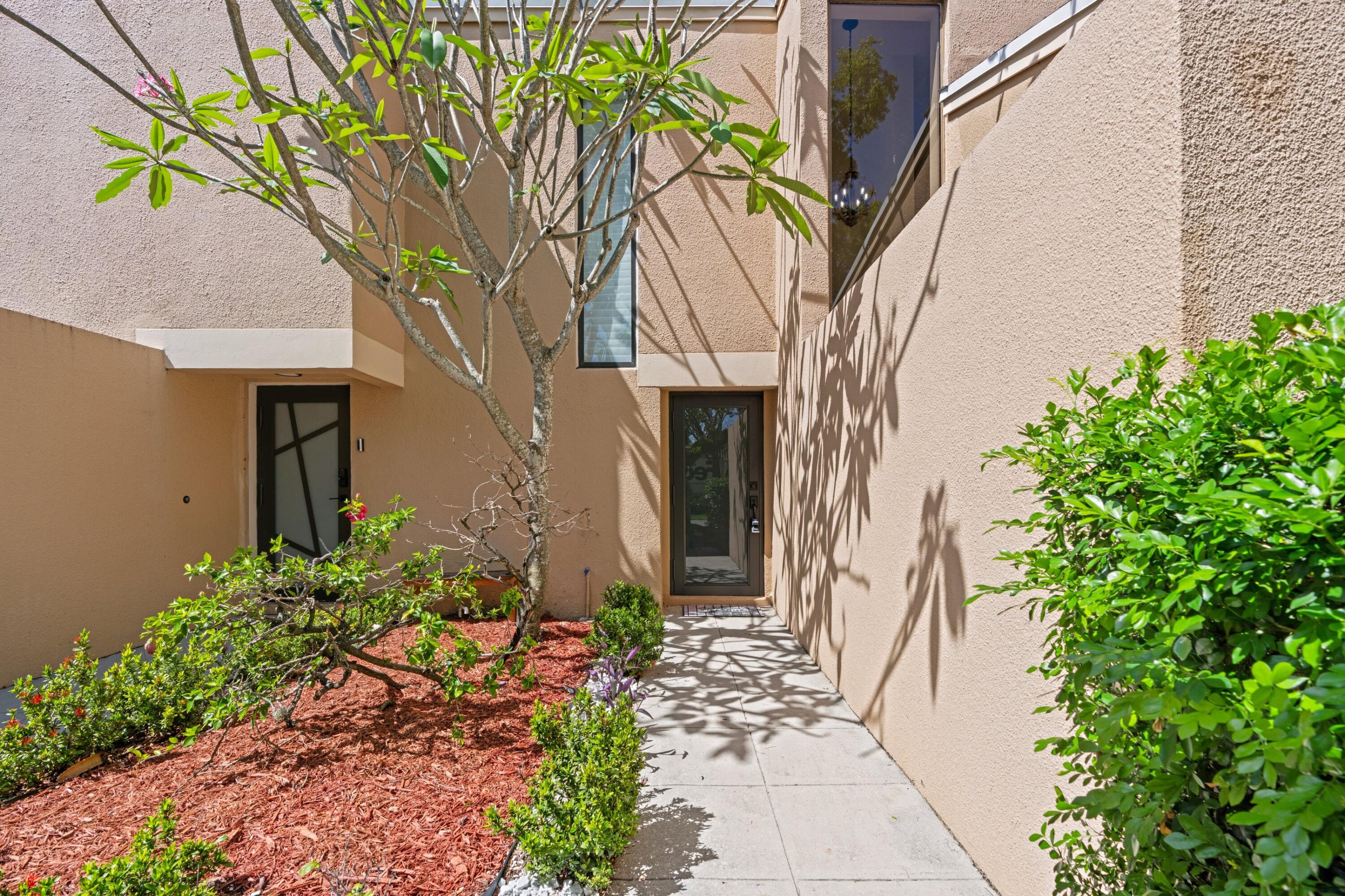 BOCA VILLAGE PH I CONDO - Residential