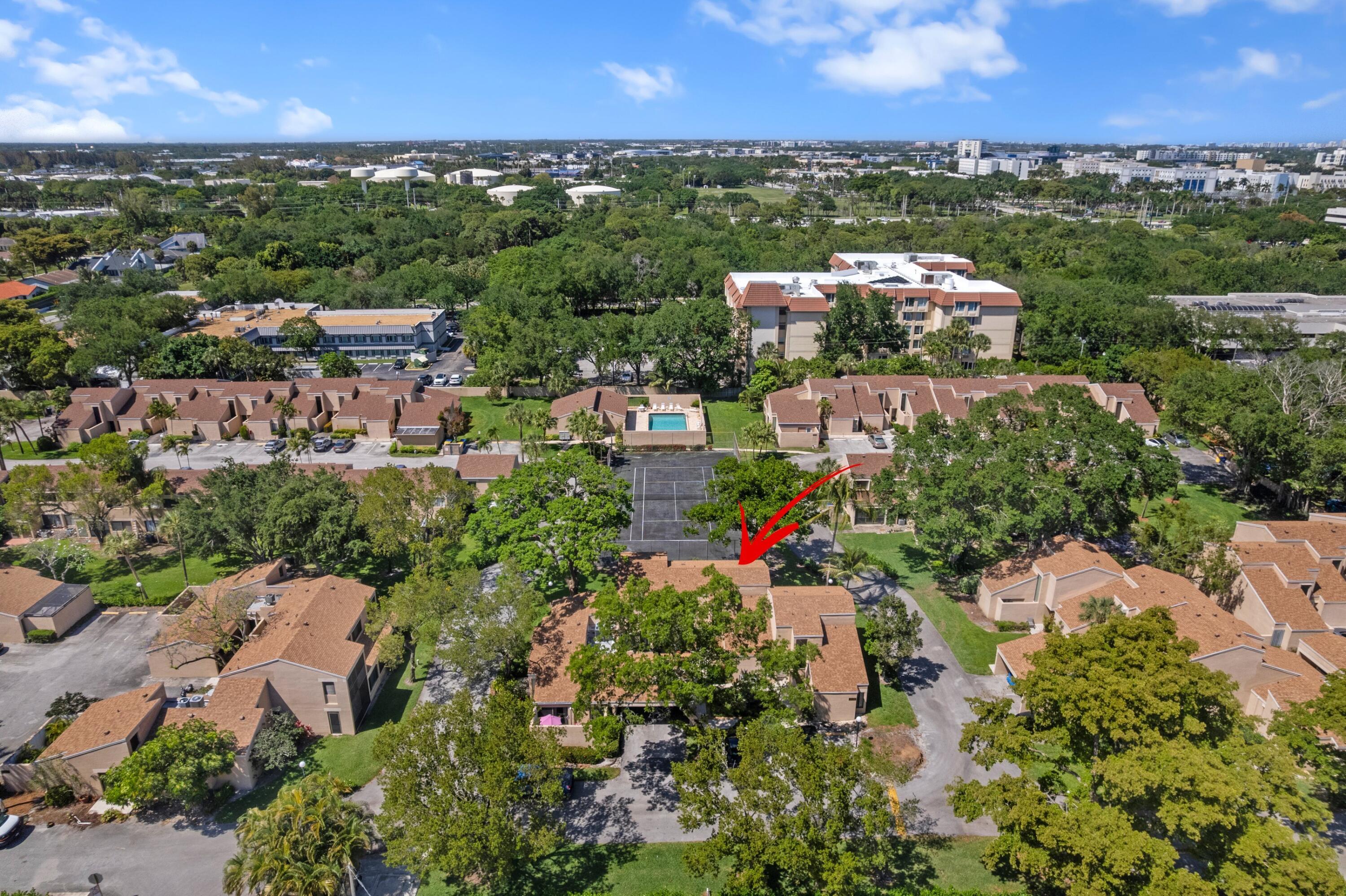 BOCA VILLAGE PH I CONDO - Residential