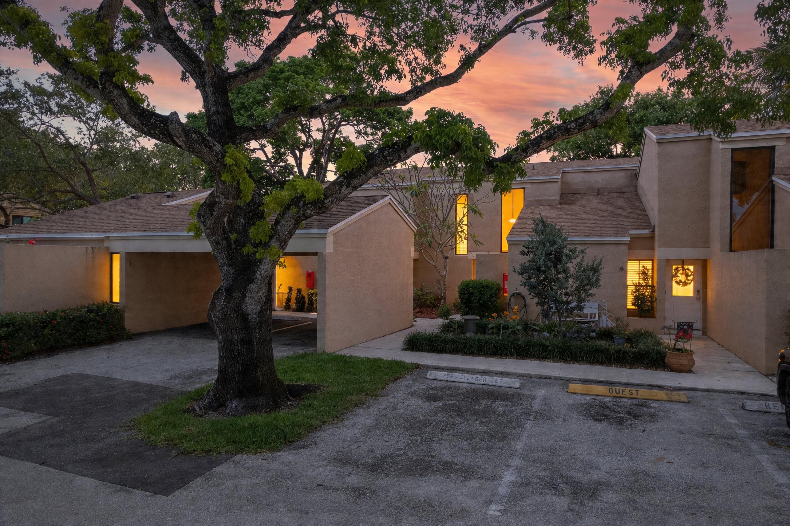 BOCA VILLAGE PH I CONDO - Residential