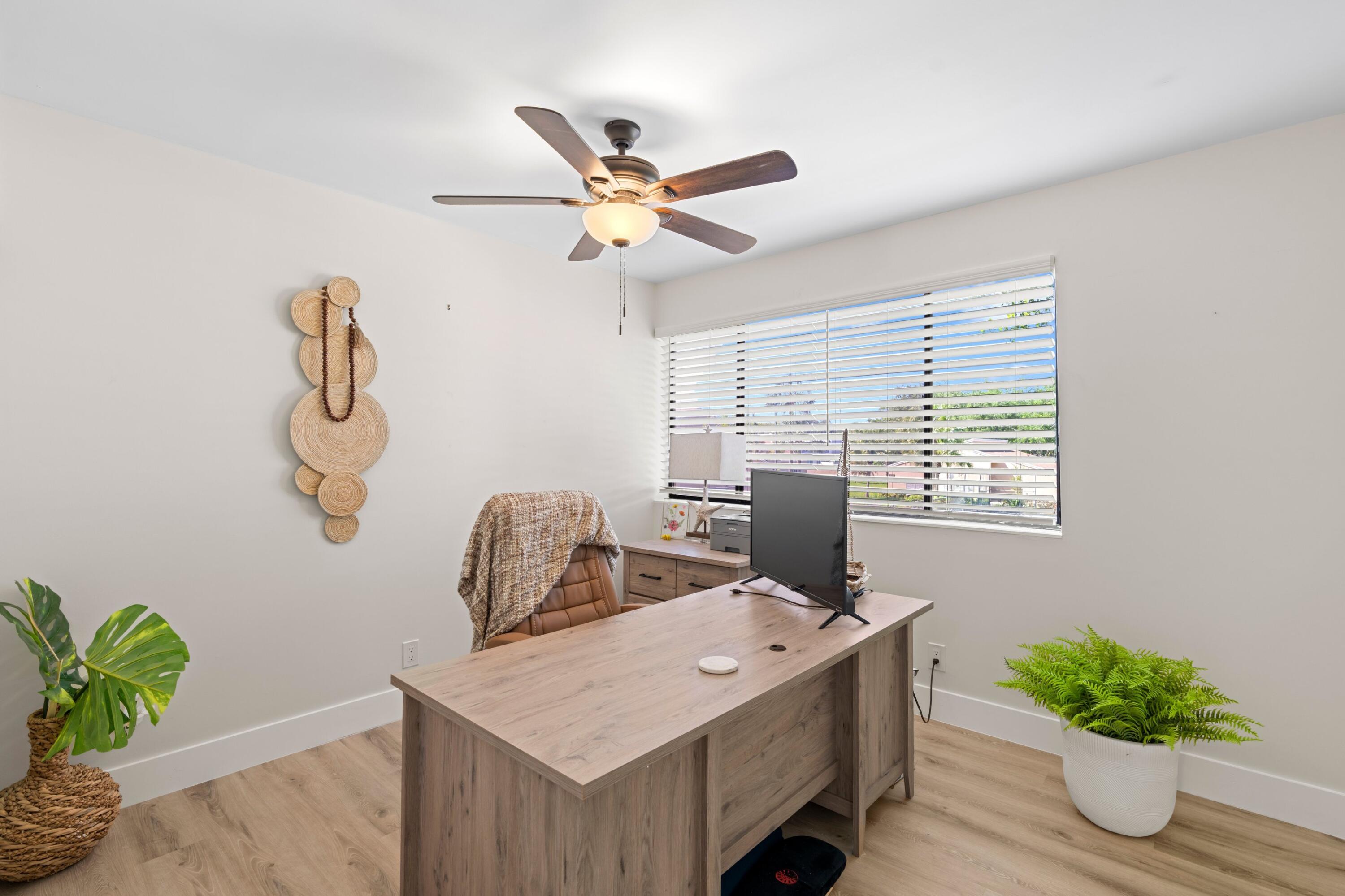 BOCA VILLAGE PH I CONDO - Residential