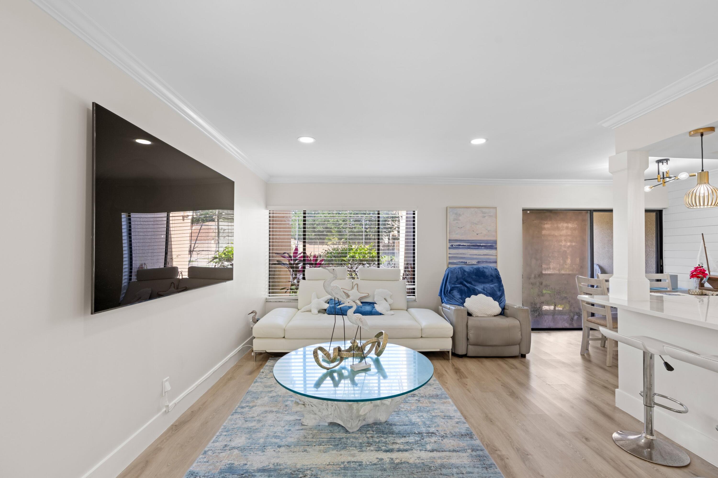 1121 NW 13th Street 3