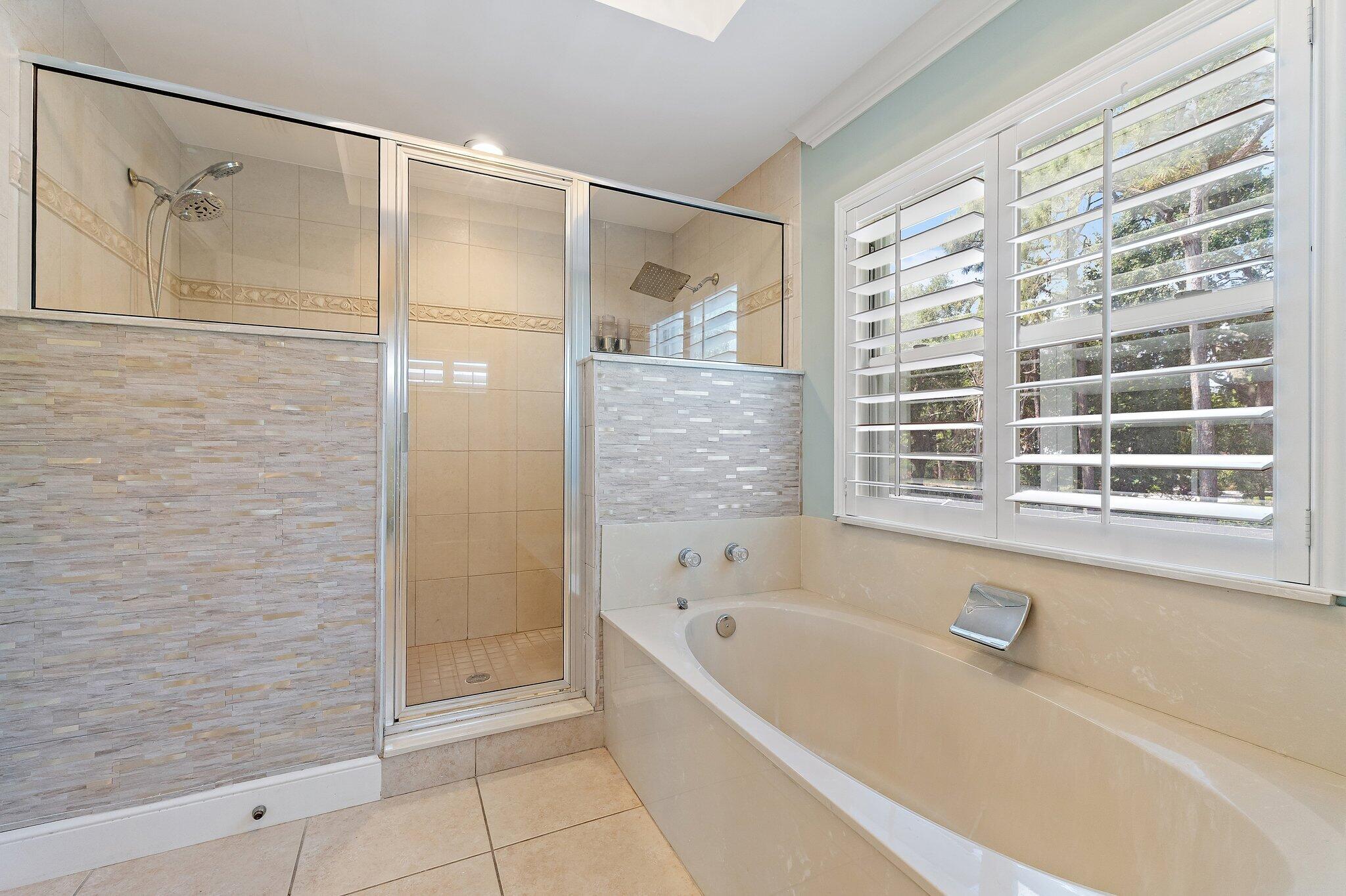 HARBOUR POINTE - Residential