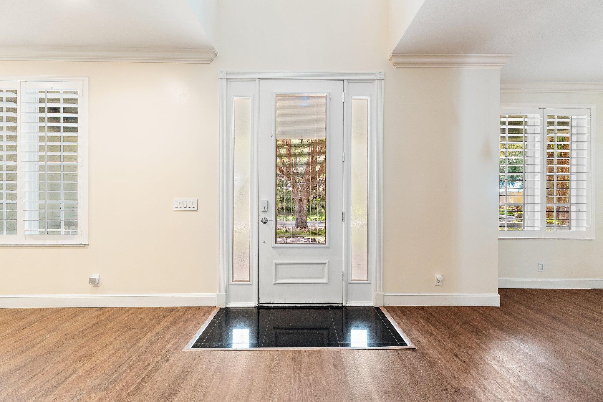 HARBOUR POINTE - Residential