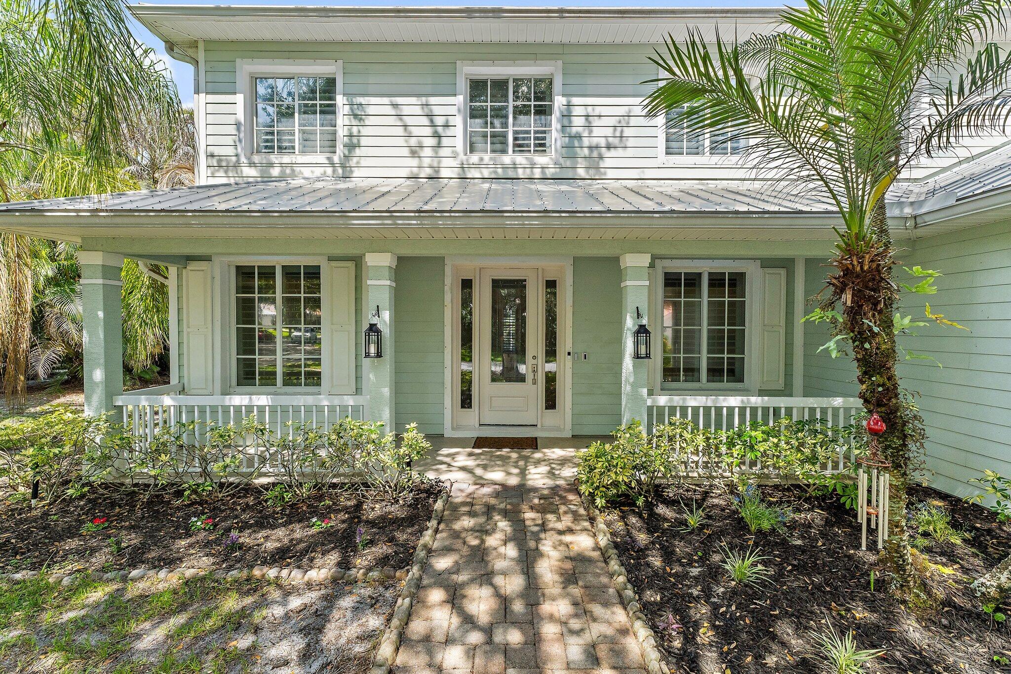1138 SW Lighthouse Drive