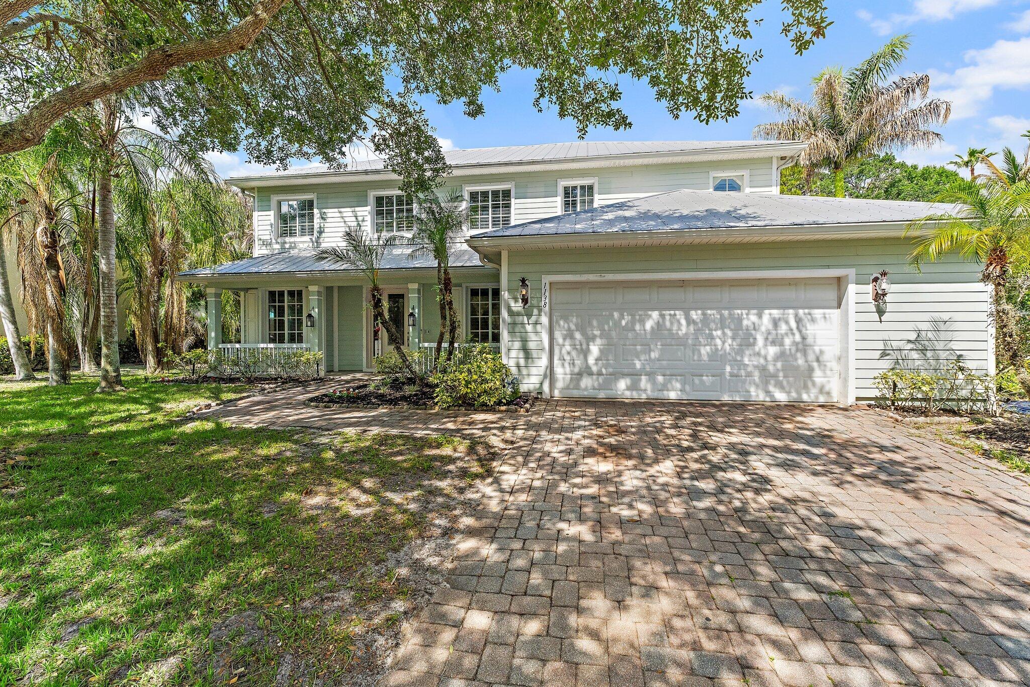 1138 SW Lighthouse Drive