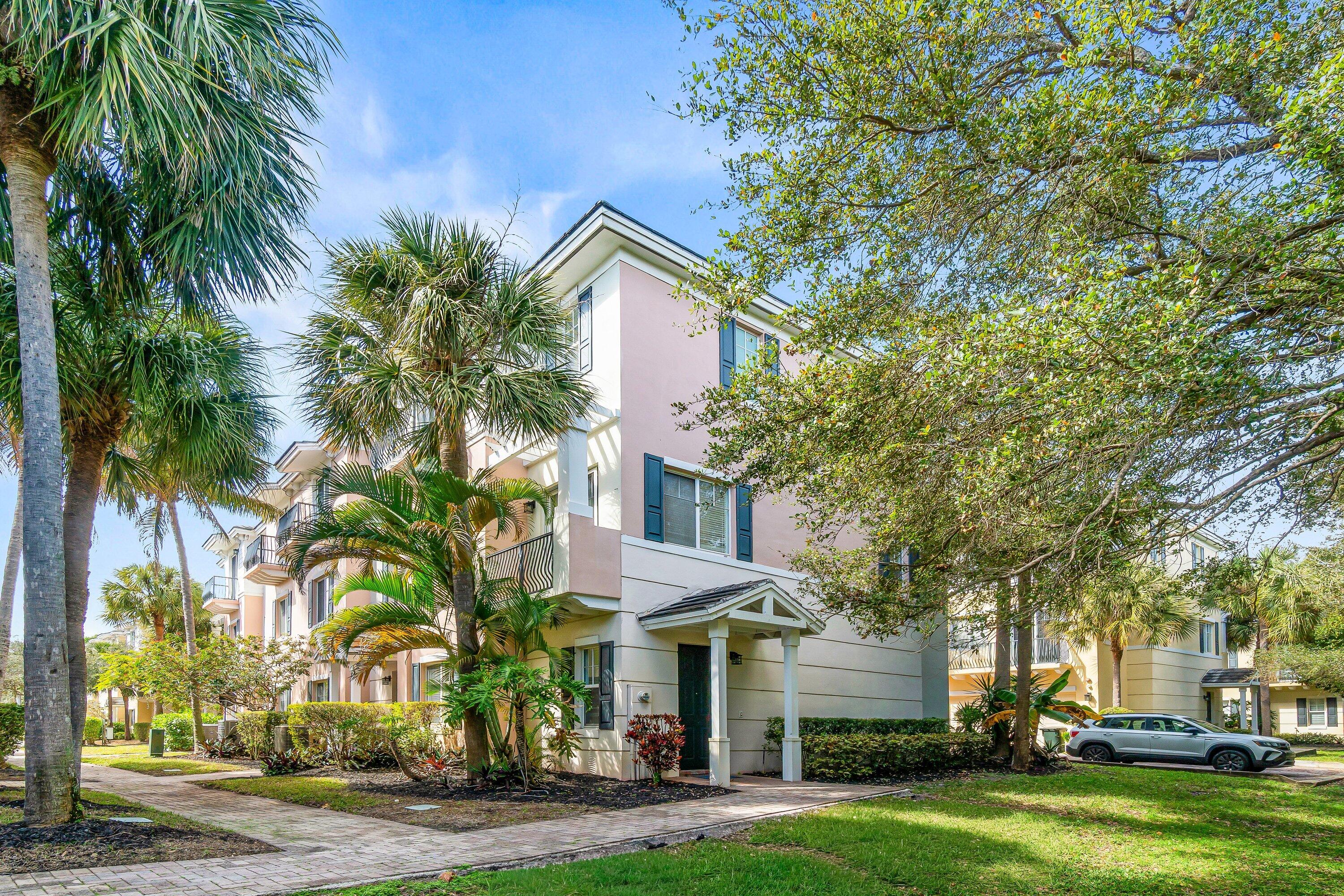 Visatazo at Boca Raton - Residential