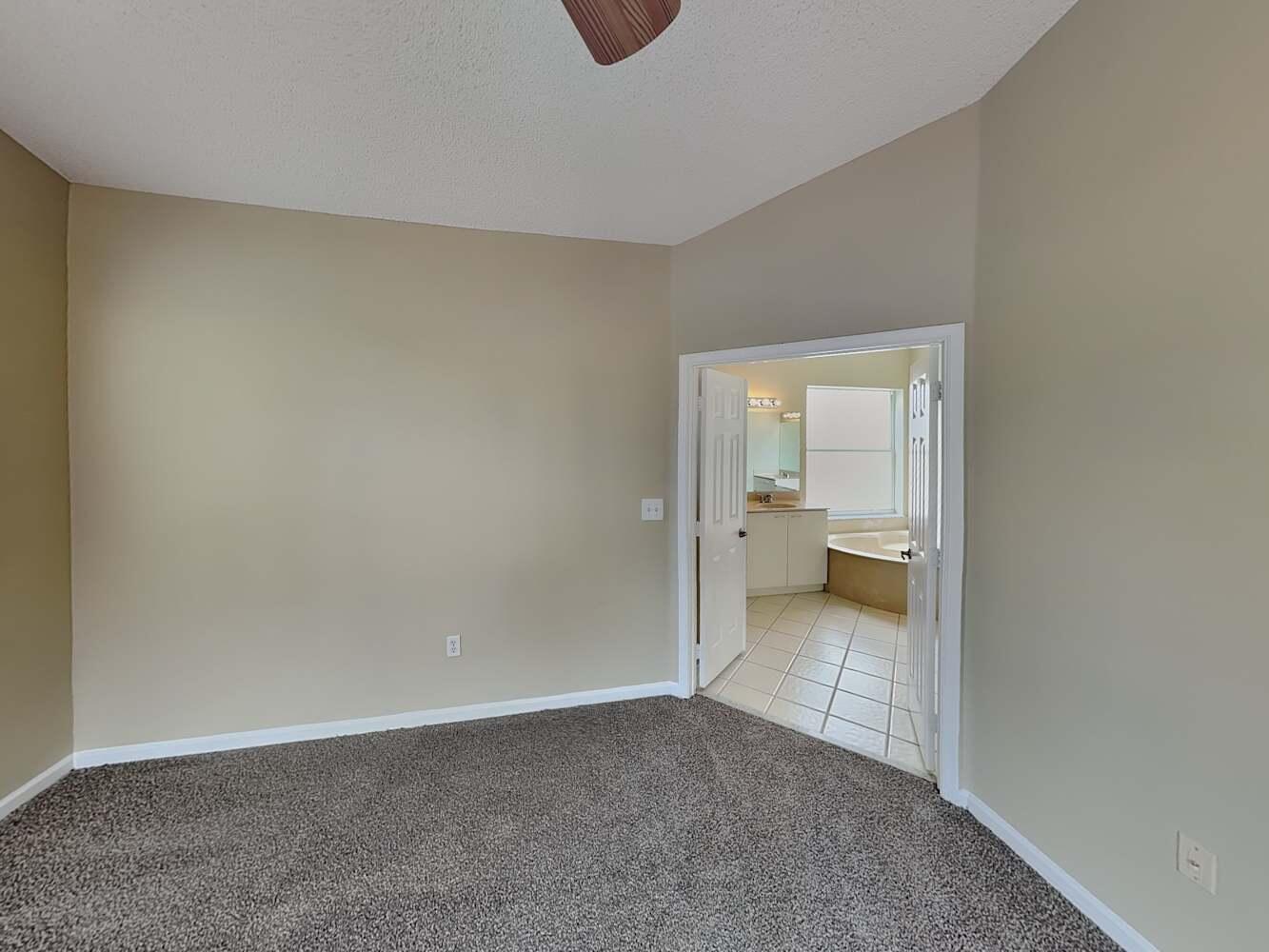 SMITH DAIRY WEST PUD 10 - Residential Lease