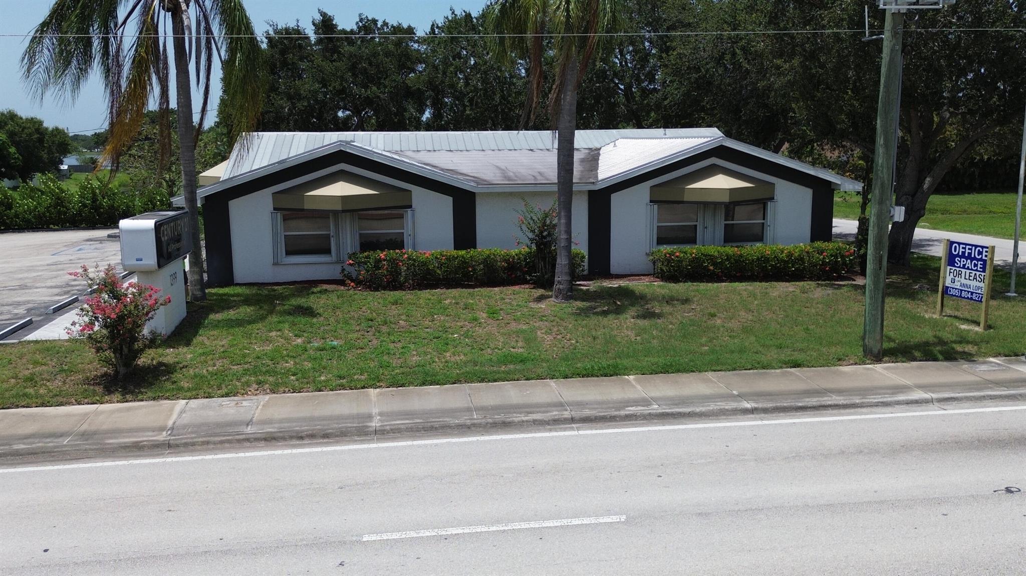 SOUTH PORT ST LUCIE-UNIT - Commercial Lease