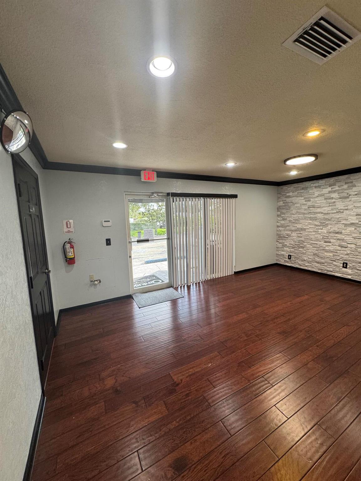 SOUTH PORT ST LUCIE-UNIT - Commercial Lease
